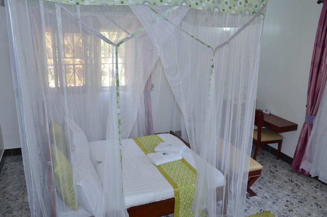Sheevy"S Bed N Breakfast Fort Portal Ngoại thất bức ảnh