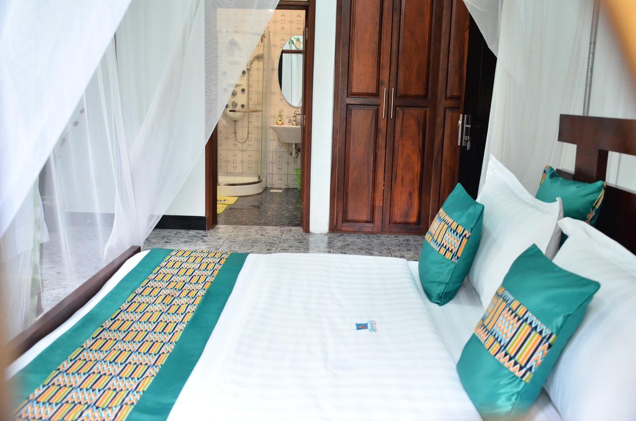 Sheevy"S Bed N Breakfast Fort Portal Ngoại thất bức ảnh