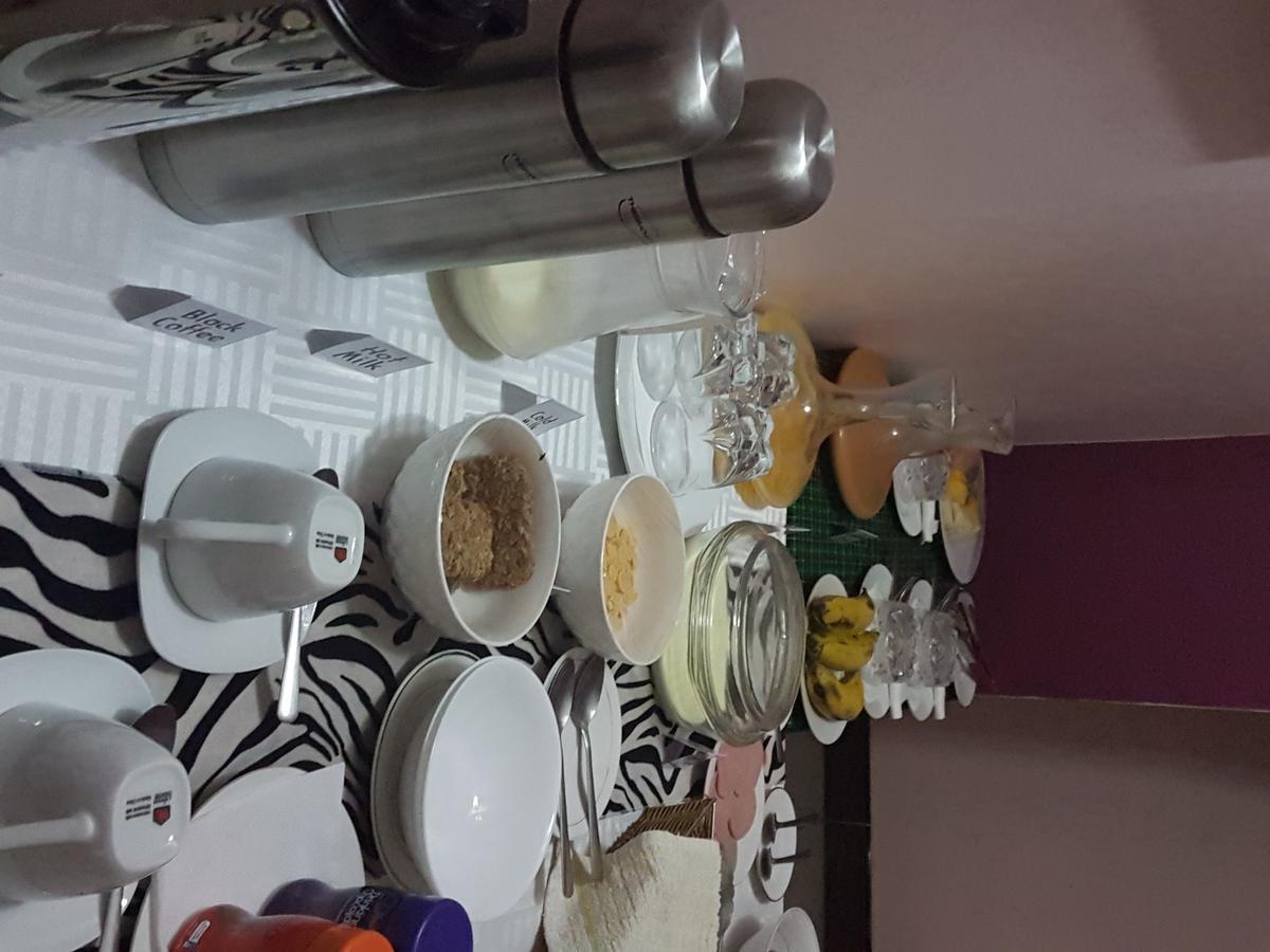 Sheevy"S Bed N Breakfast Fort Portal Ngoại thất bức ảnh